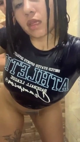 A Colombian babe has sex with her friend in the restroom porn video